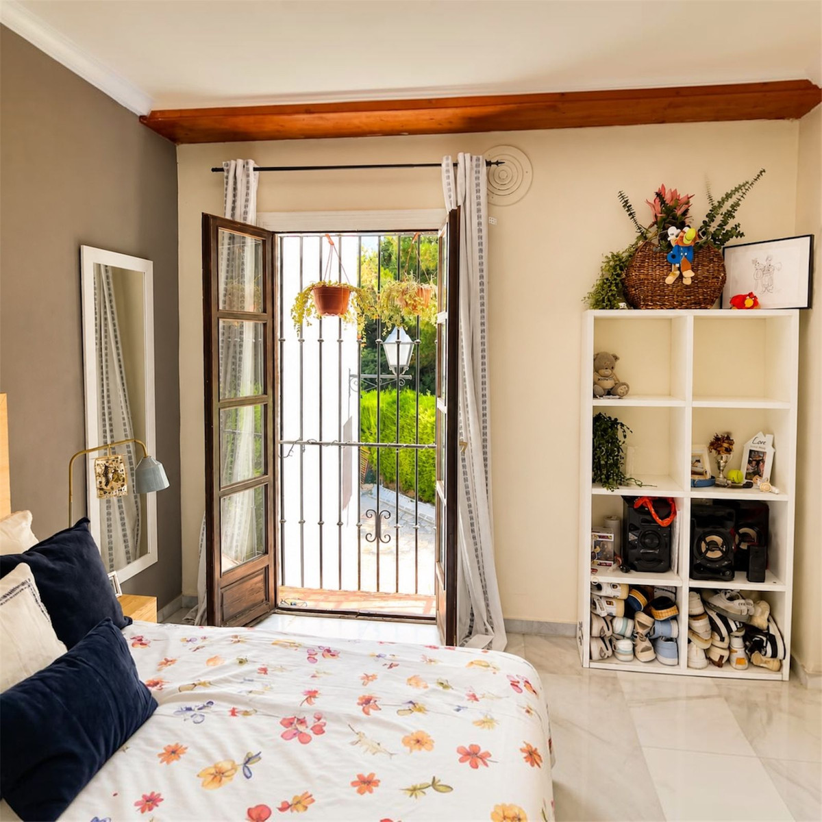 3 Bed Townhouse for sale in Nagüeles Costa Del Sol, Málaga, Spain