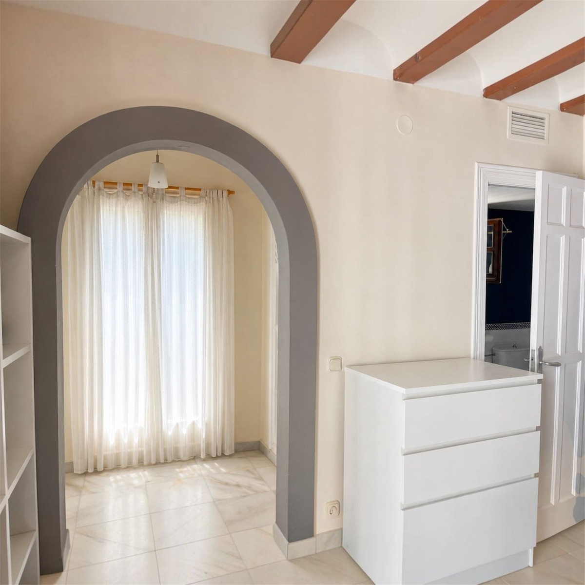 3 Bed Townhouse for sale in Nagüeles Costa Del Sol, Málaga, Spain