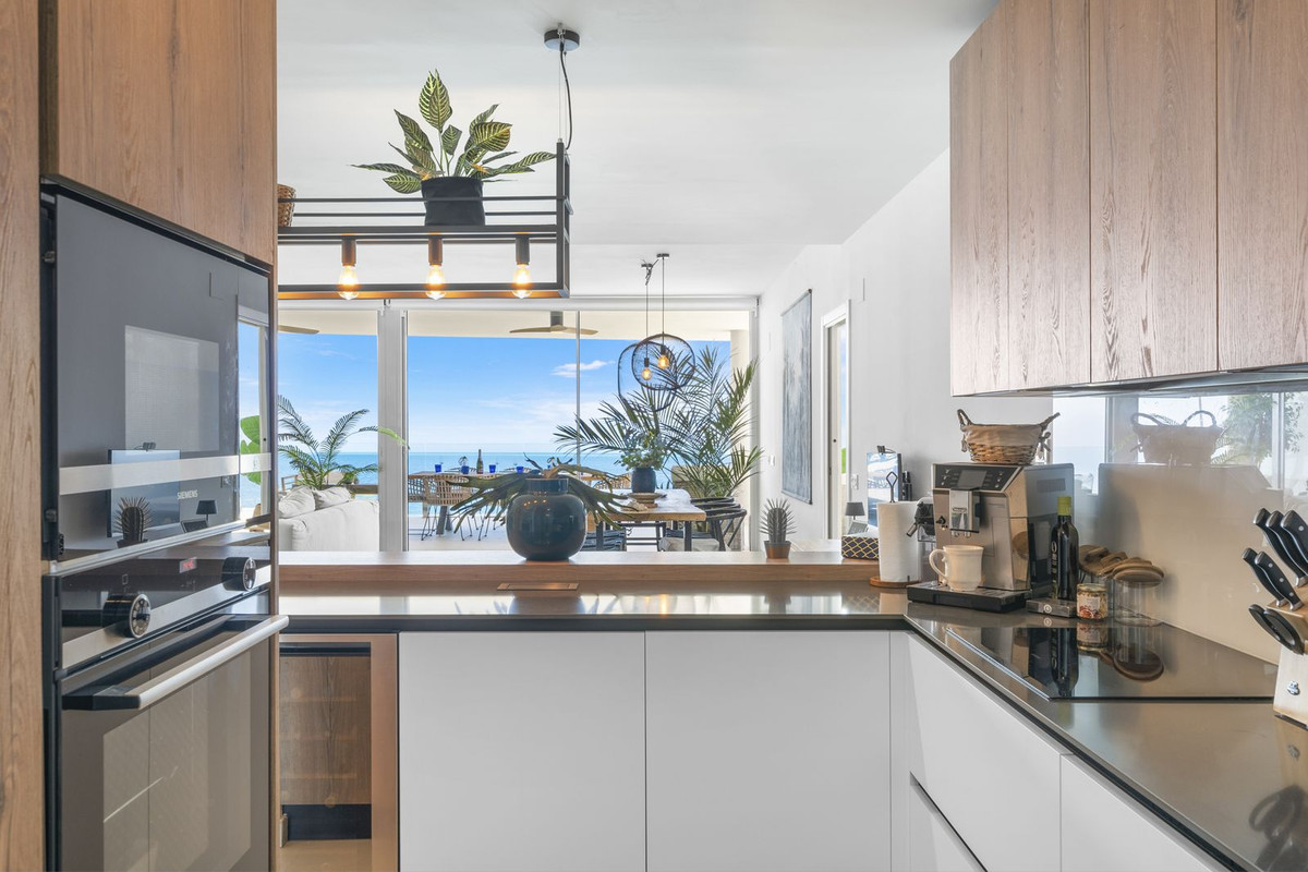 2 Bed Apartment for sale in Benalmadena Costa Del Sol, Málaga, Spain