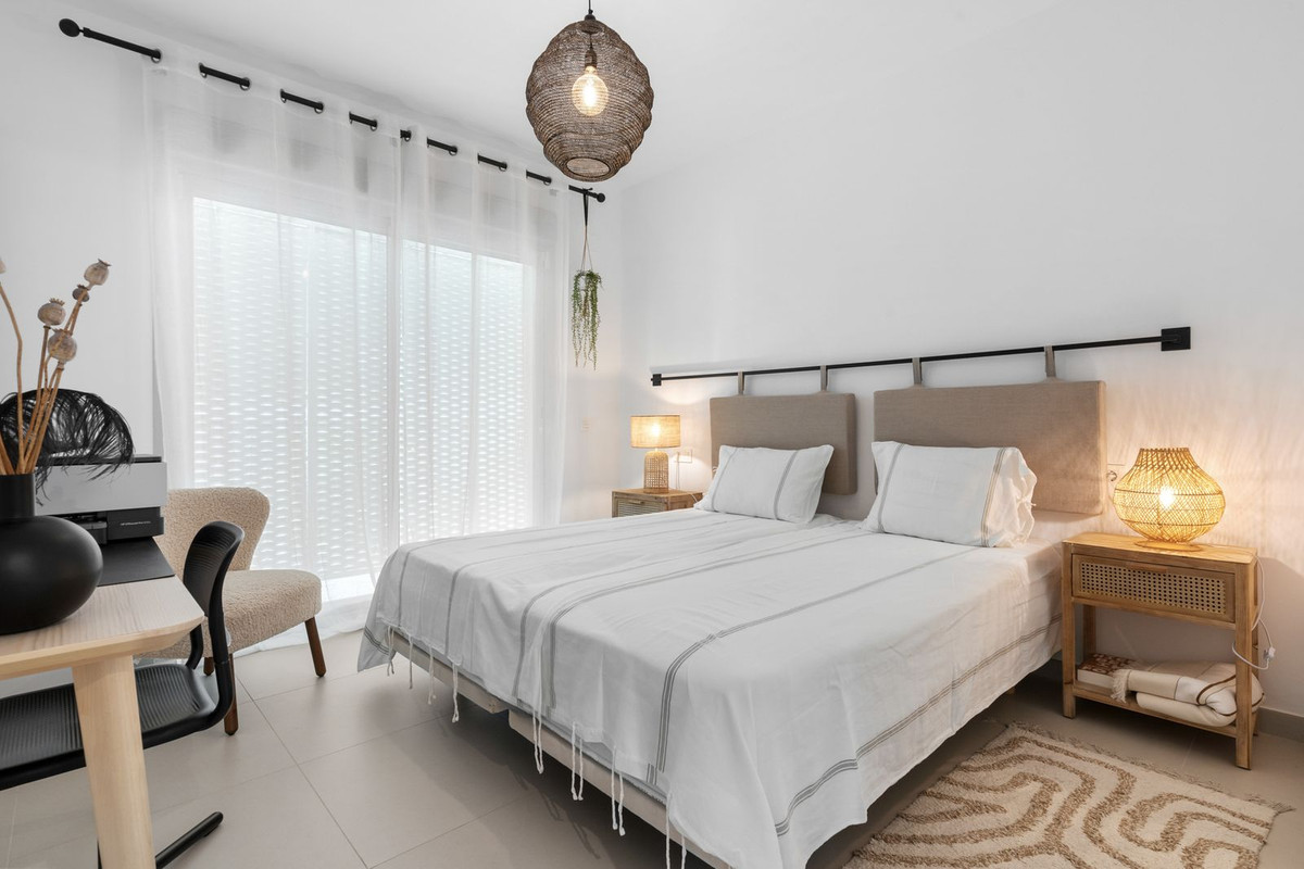 2 Bed Apartment for sale in Benalmadena Costa Del Sol, Málaga, Spain