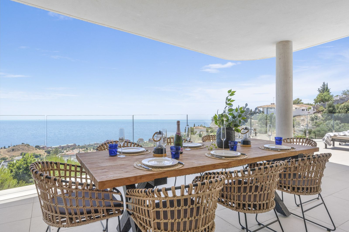 2 Bed Apartment for sale in Benalmadena Costa Del Sol, Málaga, Spain