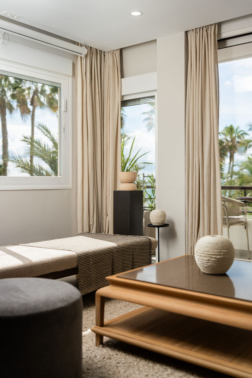 3 Bed Apartment for sale in Estepona Costa Del Sol, Málaga, Spain