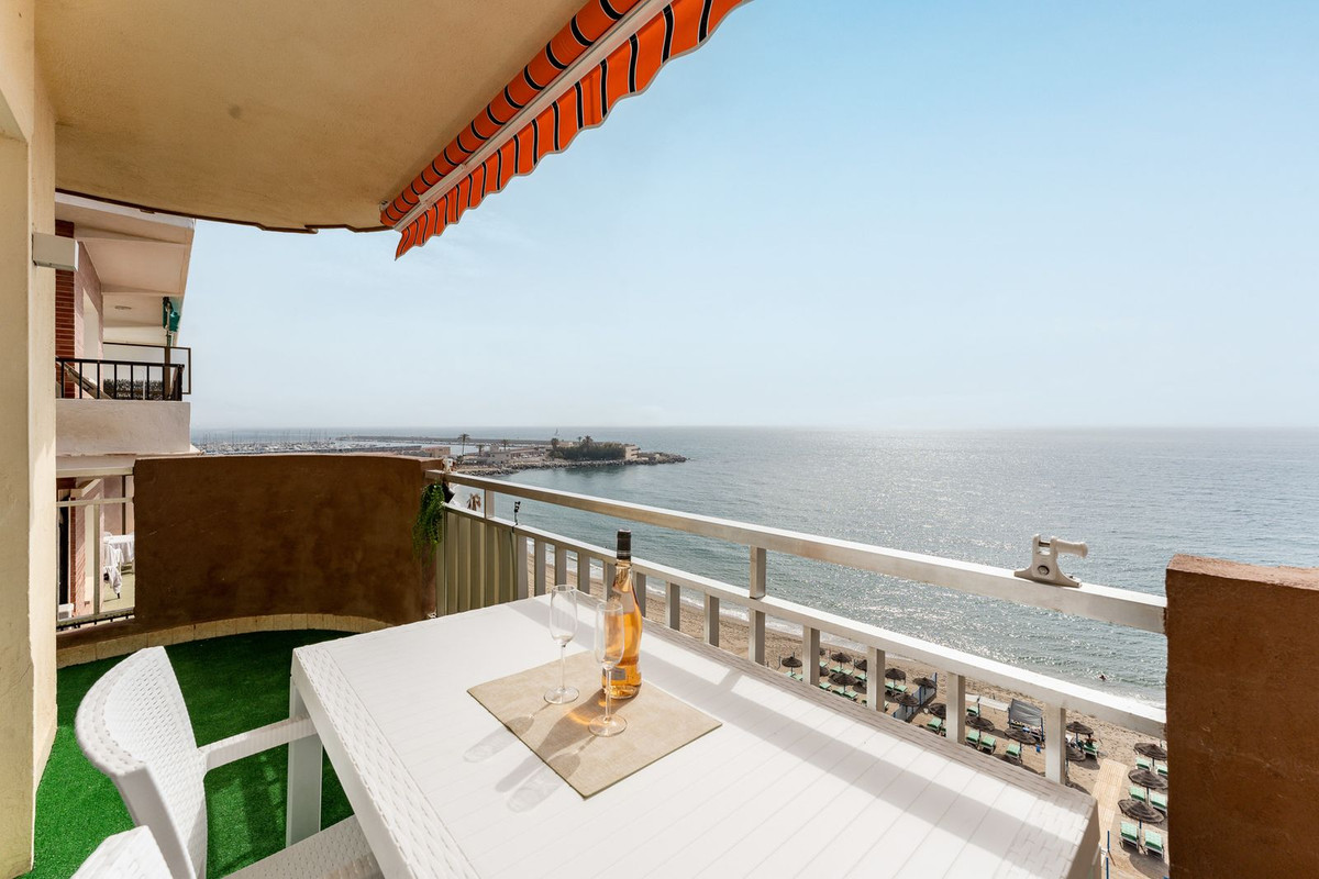 2 Bed Apartment for sale in Fuengirola Costa Del Sol, Málaga, Spain