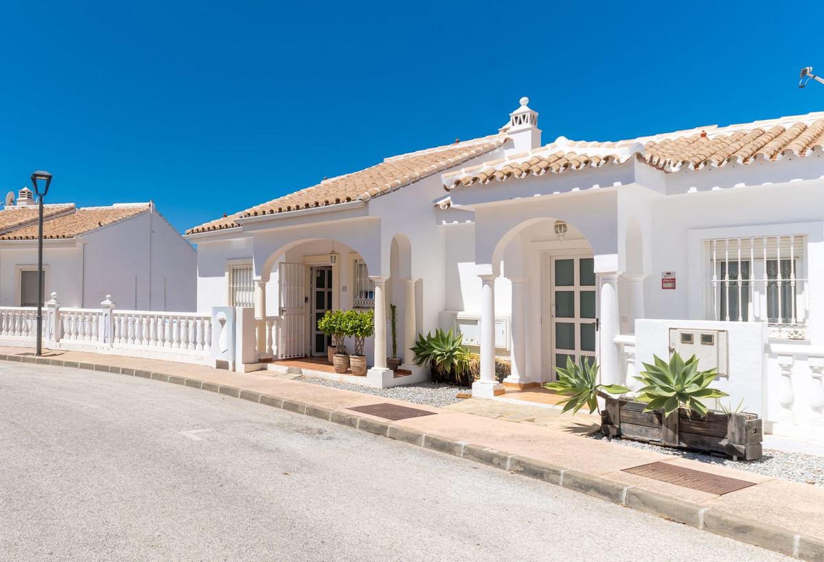 3 Bed Townhouse for sale in Mijas Costa Del Sol, Málaga, Spain