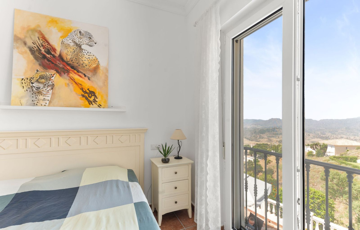 3 Bed Townhouse for sale in Mijas Costa Del Sol, Málaga, Spain