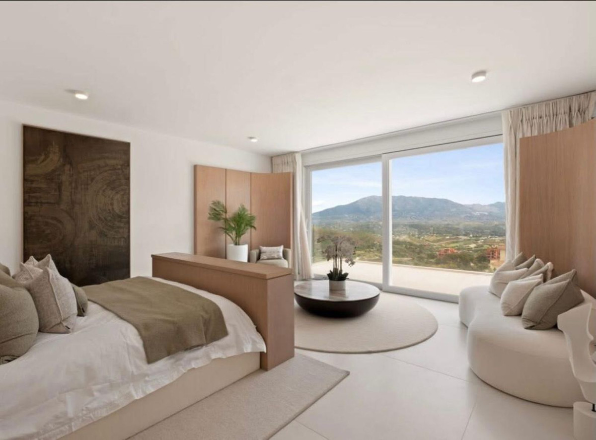 Se vende Villa - Chalet de 4 dormitorios en Costa Del Sol, Málaga, España