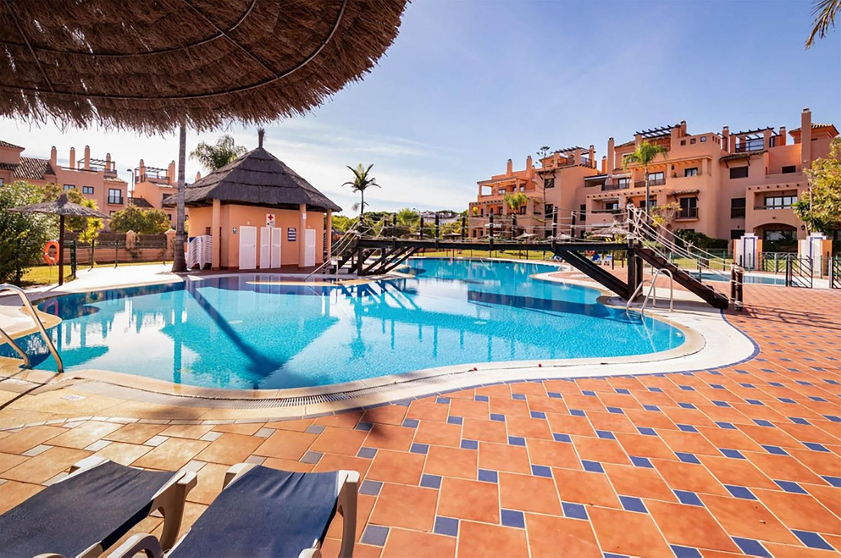 4 Bed Apartment for sale in Hacienda Del Sol Costa Del Sol, Málaga, Spain