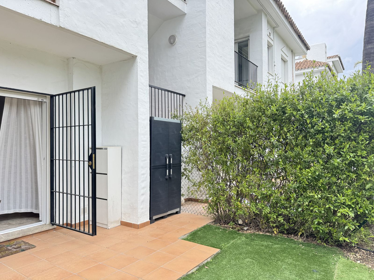 Se vende Apartamento Planta Baja de 2 dormitorios en Costa Del Sol, Málaga, España