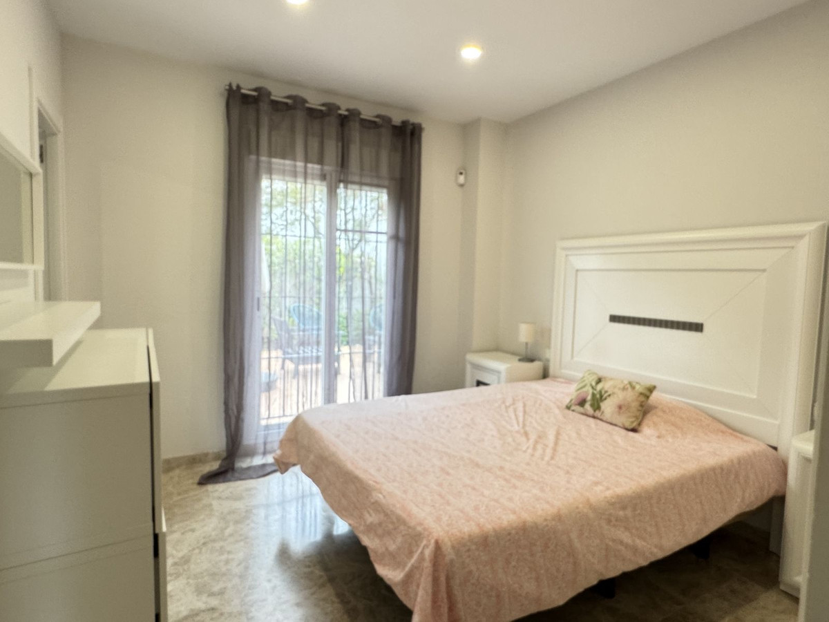 Se vende Apartamento Planta Baja de 2 dormitorios en Costa Del Sol, Málaga, España