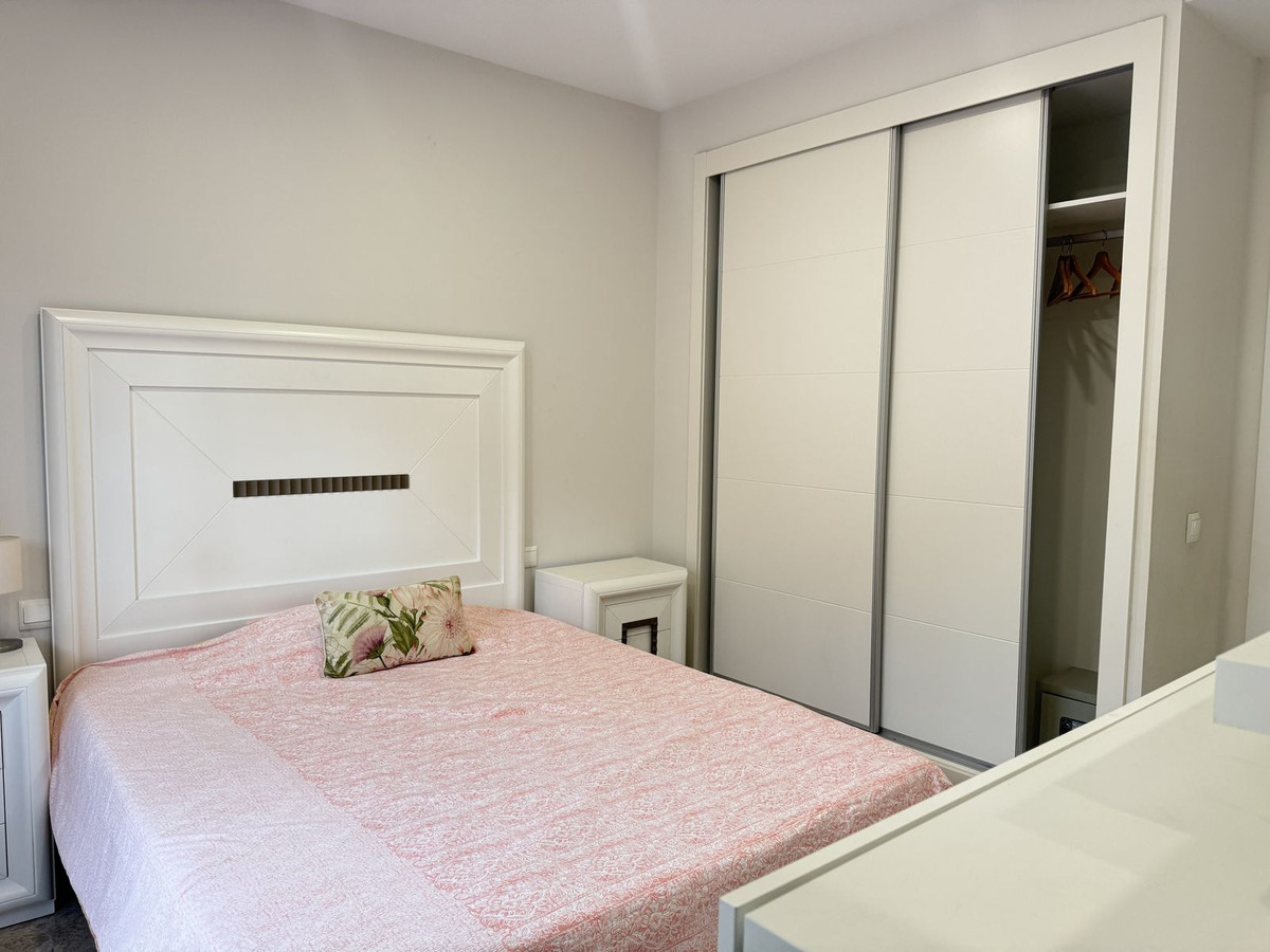 Se vende Apartamento Planta Baja de 2 dormitorios en Costa Del Sol, Málaga, España