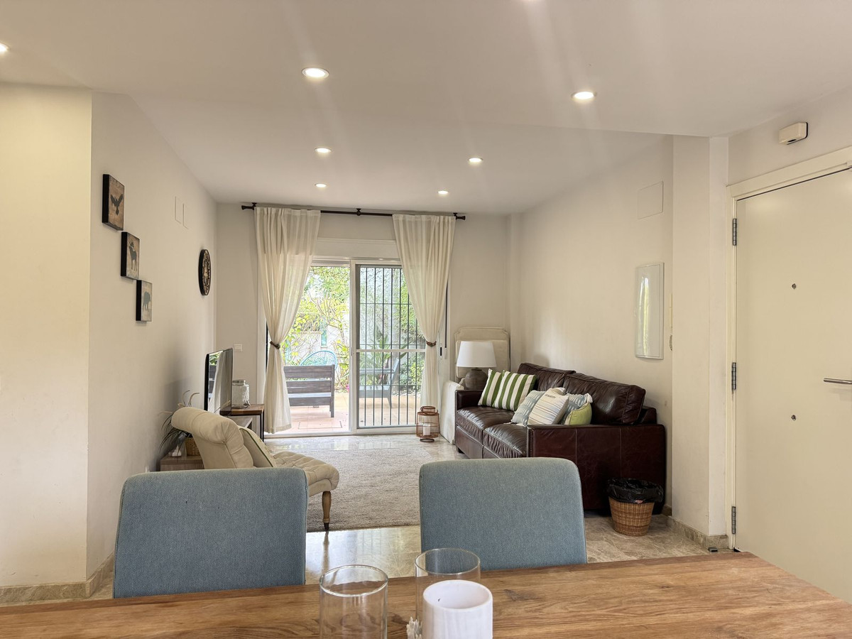 Se vende Apartamento Planta Baja de 2 dormitorios en Costa Del Sol, Málaga, España