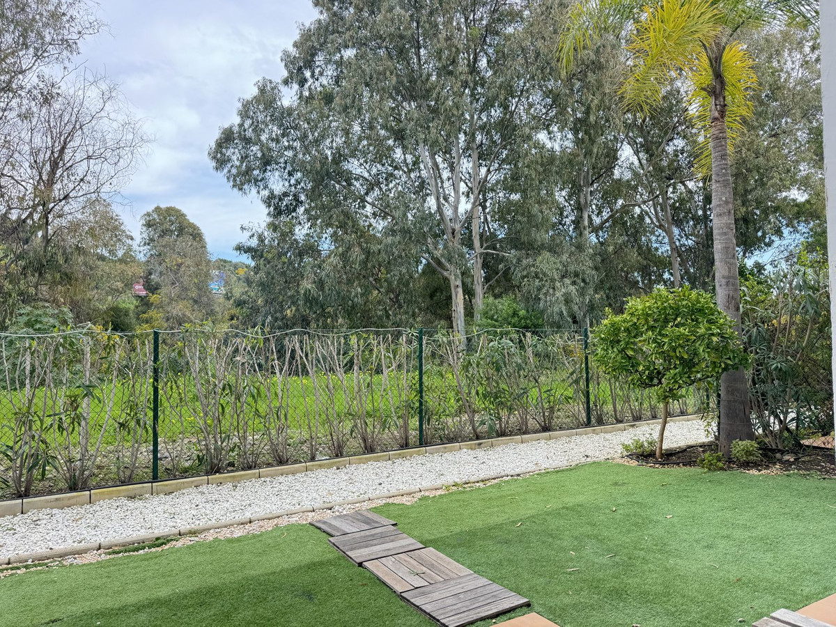 Se vende Apartamento Planta Baja de 2 dormitorios en Costa Del Sol, Málaga, España