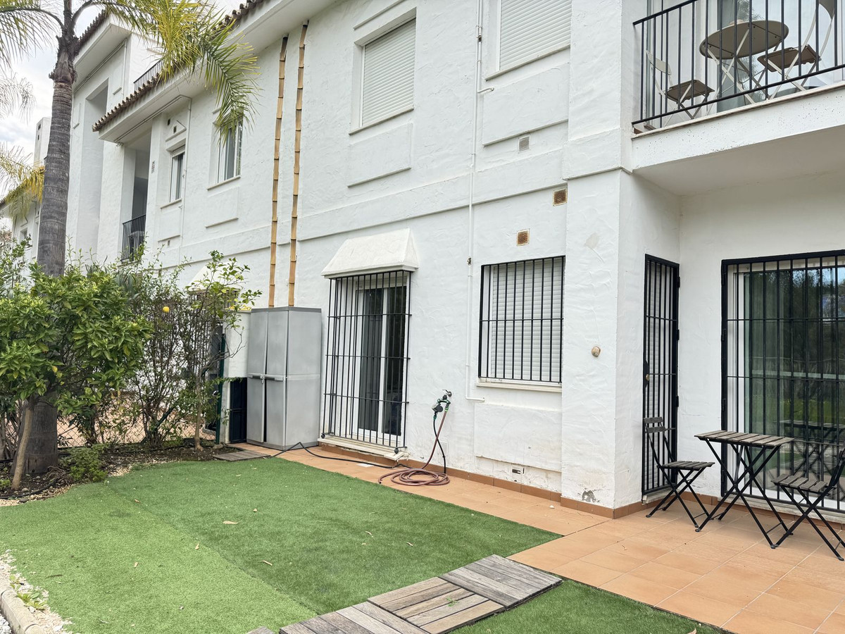 Se vende Apartamento Planta Baja de 2 dormitorios en Costa Del Sol, Málaga, España
