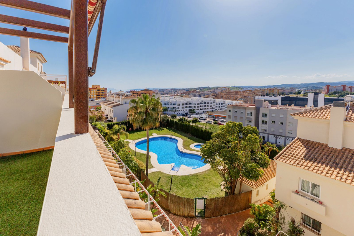 2 Bed Apartment for sale in Estepona Costa Del Sol, Málaga, Spain