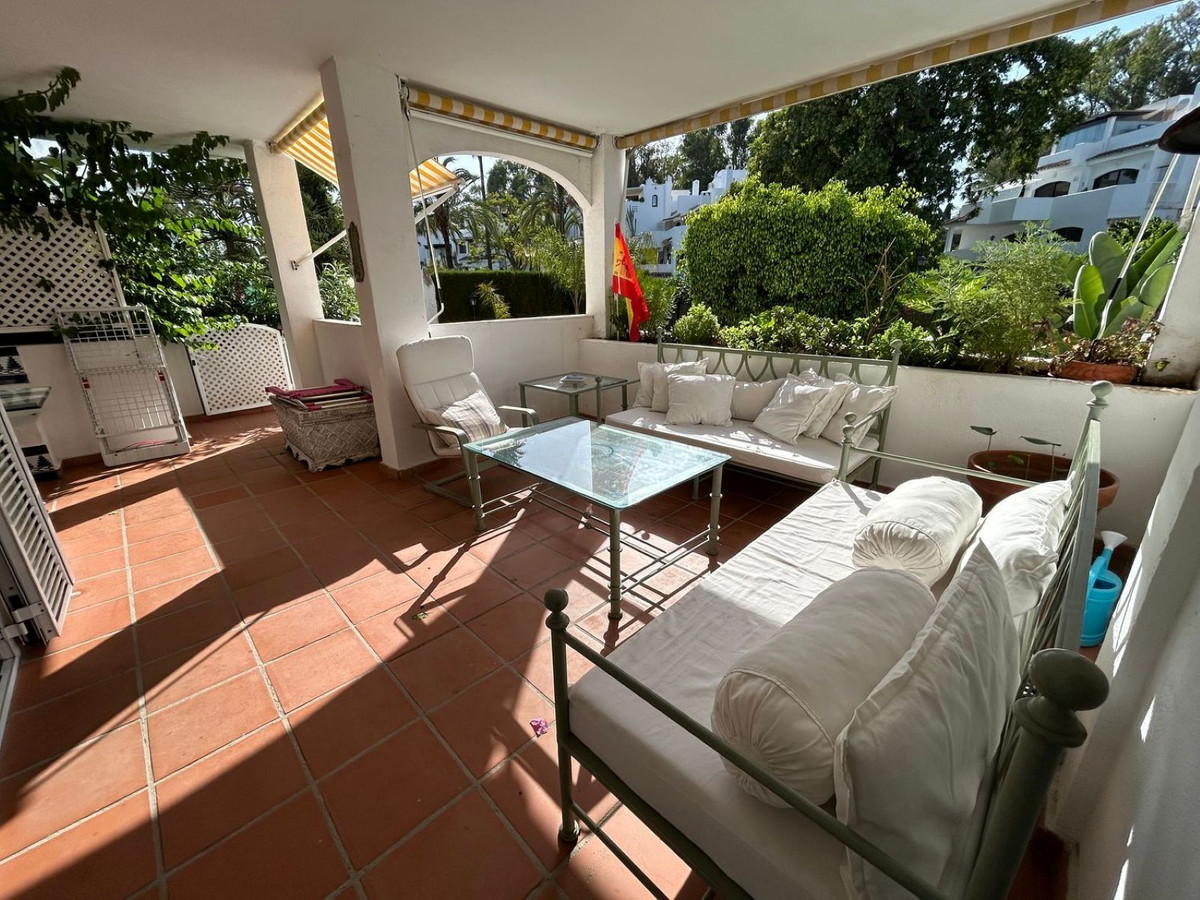 3 Bed Apartment for sale in Marbella Costa Del Sol, Málaga, Spain
