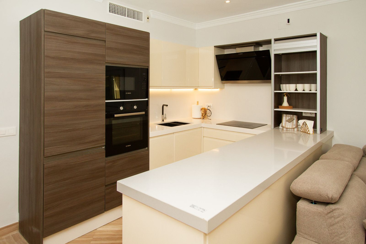 3 Bed Apartment for sale in Elviria Costa Del Sol, Málaga, Spain