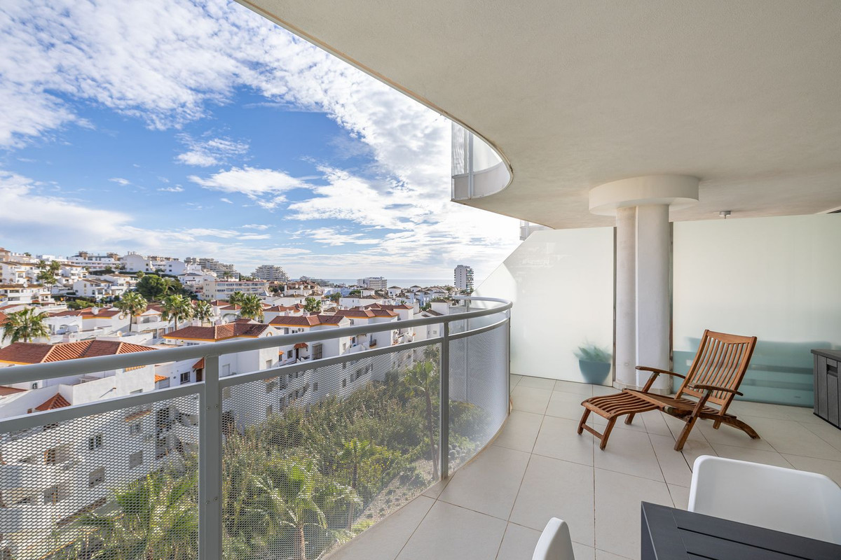 2 Bed Apartment for sale in Benalmadena Costa Costa Del Sol, Málaga, Spain