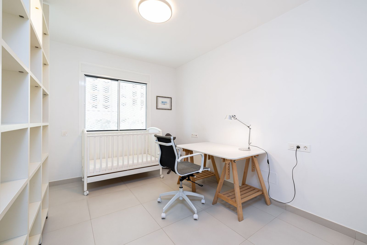2 Bed Apartment for sale in Benalmadena Costa Costa Del Sol, Málaga, Spain