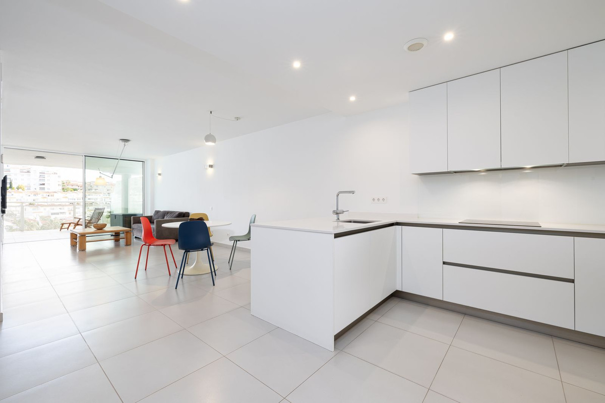 2 Bed Apartment for sale in Benalmadena Costa Costa Del Sol, Málaga, Spain