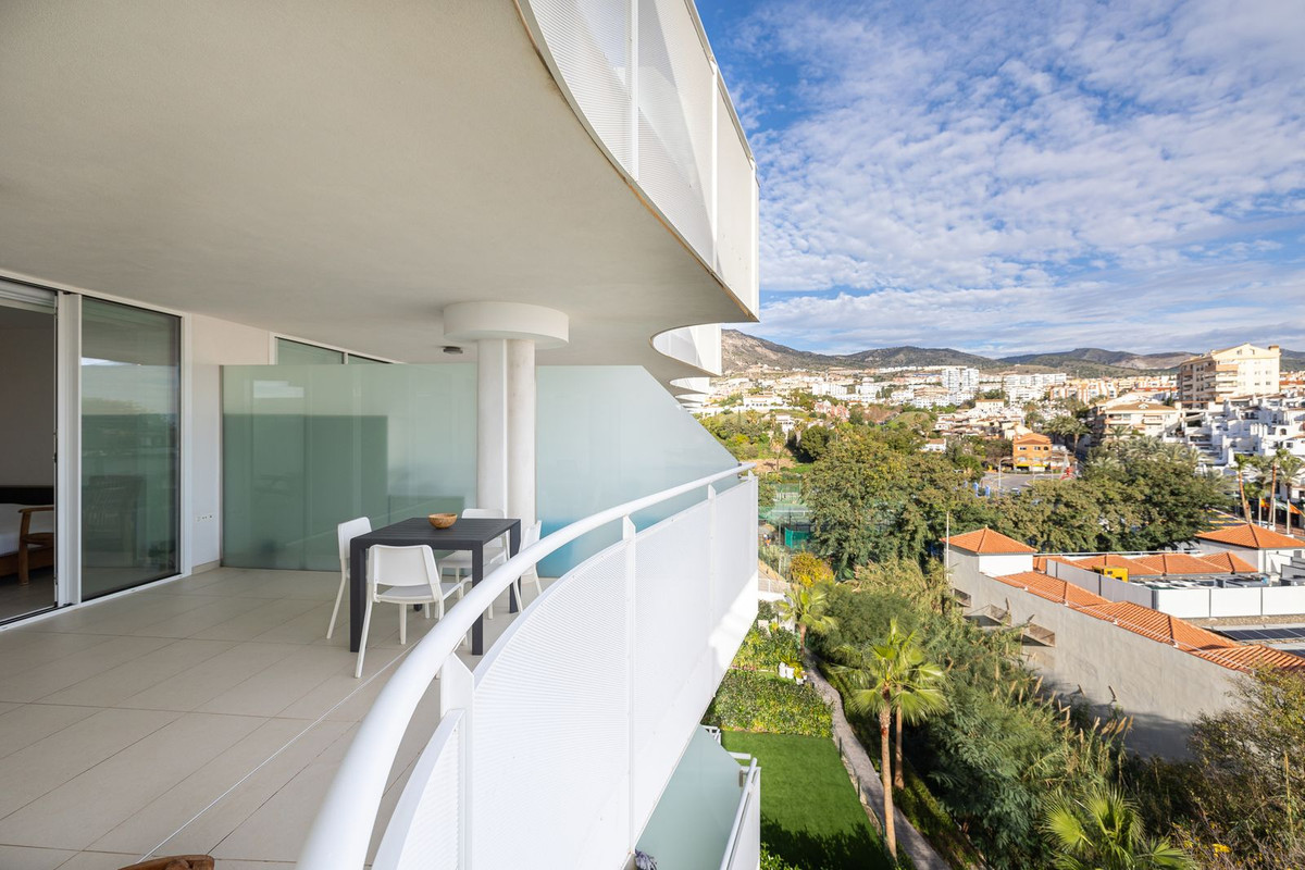 2 Bed Apartment for sale in Benalmadena Costa Costa Del Sol, Málaga, Spain