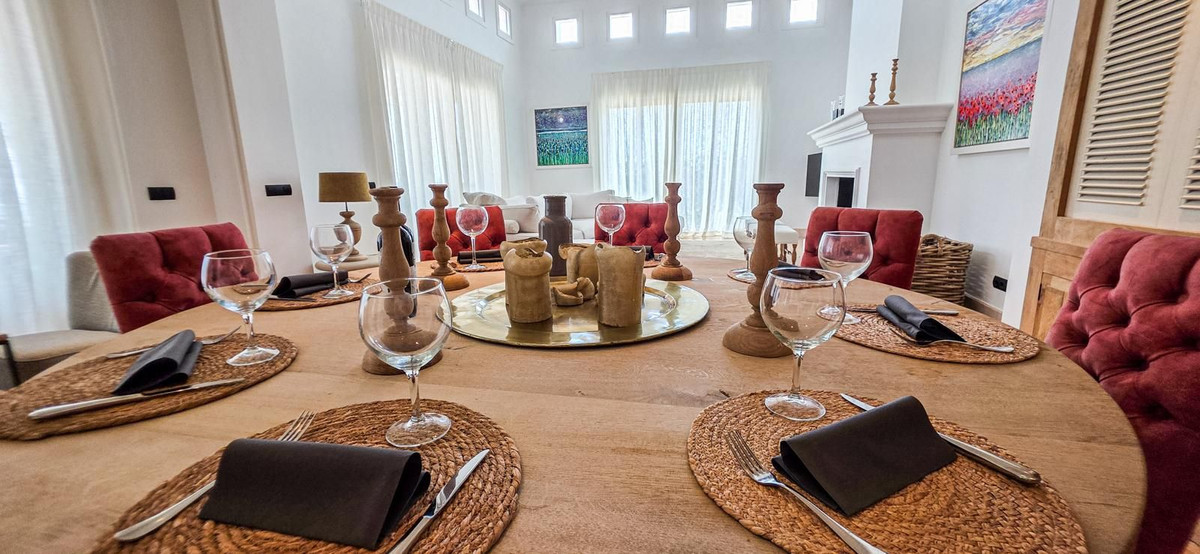 5 Bed Townhouse for sale in Sotogrande Costa Del Sol, Cádiz, Spain