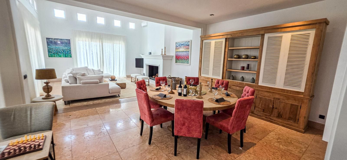 5 Bed Townhouse for sale in Sotogrande Costa Del Sol, Cádiz, Spain