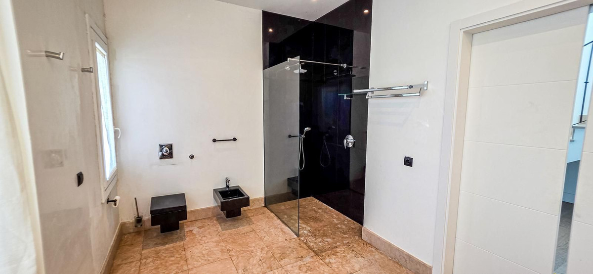 5 Bed Townhouse for sale in Sotogrande Costa Del Sol, Cádiz, Spain