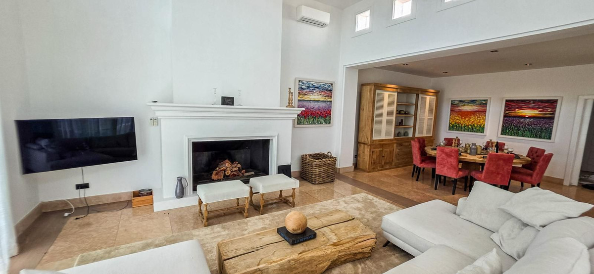 5 Bed Townhouse for sale in Sotogrande Costa Del Sol, Cádiz, Spain