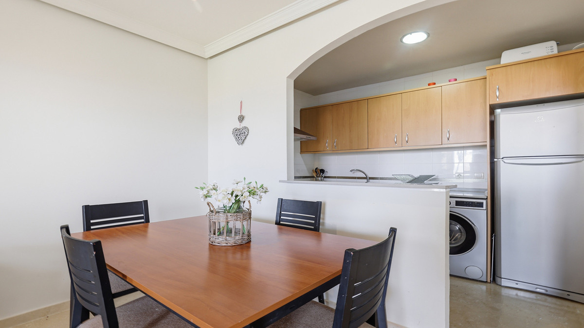 2 Bed Apartment for sale in La Duquesa Costa Del Sol, Málaga, Spain