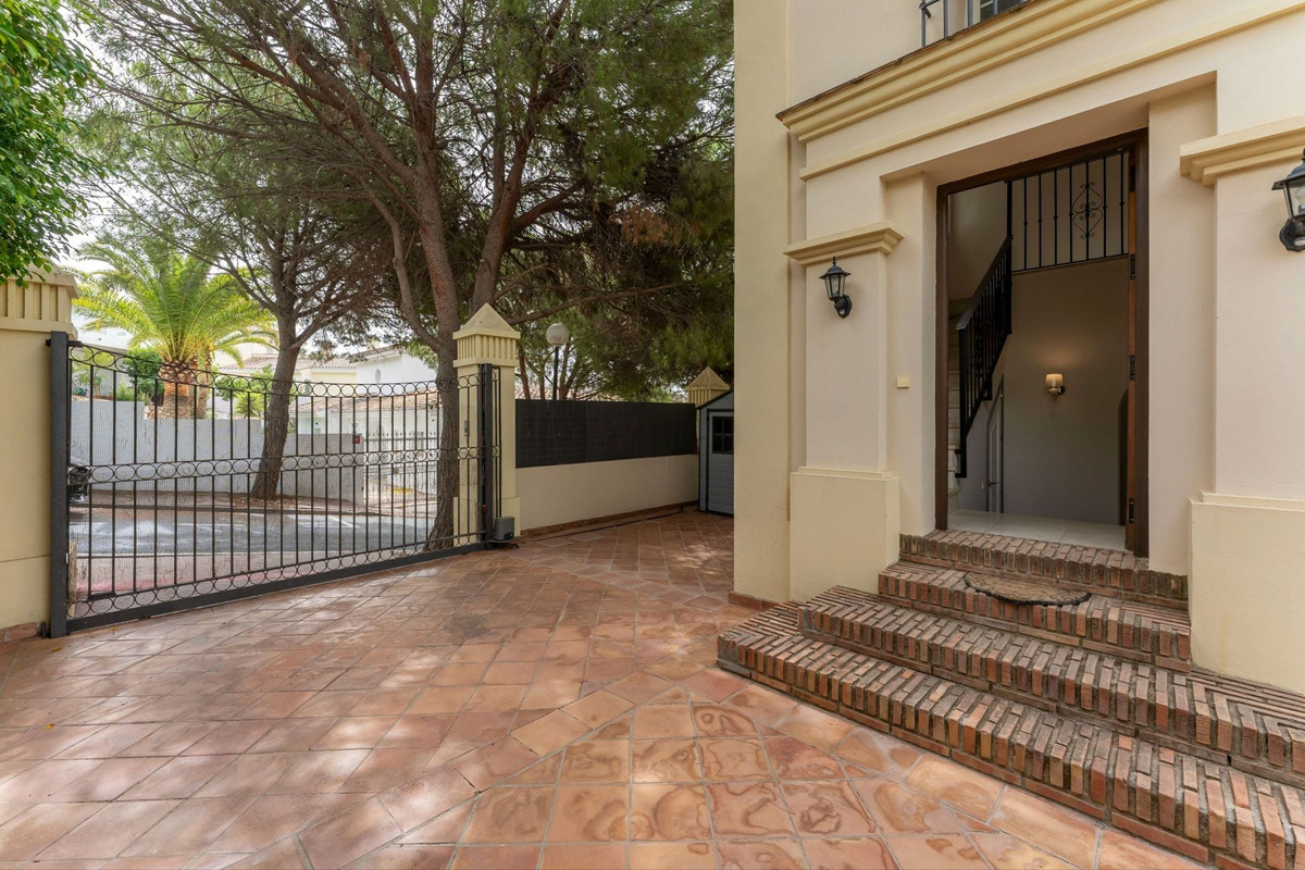 3 Bed Townhouse for sale in Mijas Costa Del Sol, Málaga, Spain