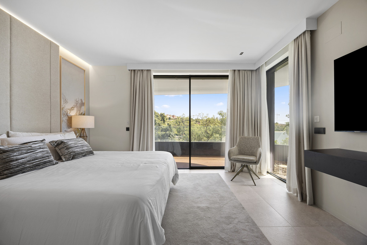 Se vende Apartamento Planta Media de 3 dormitorios en Costa Del Sol, Cadiz, España