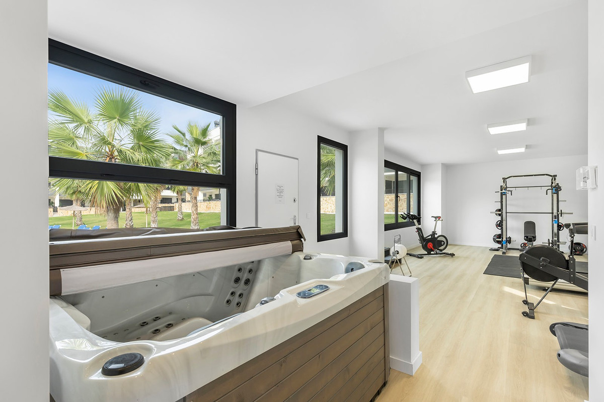 2 Bed Apartment for sale in Orihuela Costa Blanca, Alicante, Spain