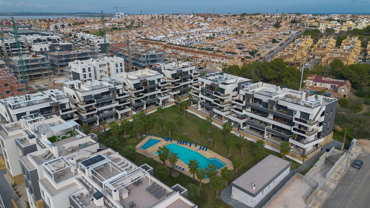 2 Bed Apartment for sale in Orihuela Costa Blanca, Alicante, Spain