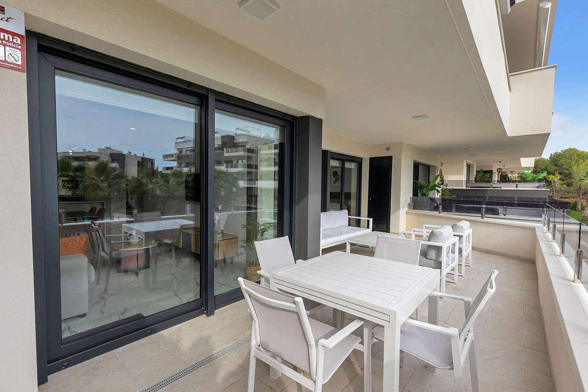 2 Bed Apartment for sale in Orihuela Costa Blanca, Alicante, Spain
