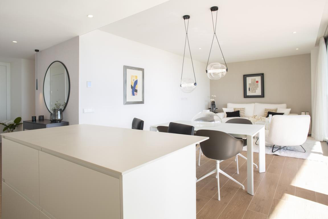 2 Bed Apartment for sale in Fuengirola Costa Del Sol, Málaga, Spain