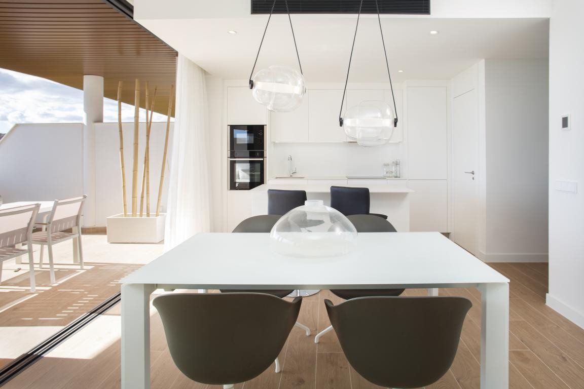 2 Bed Apartment for sale in Fuengirola Costa Del Sol, Málaga, Spain