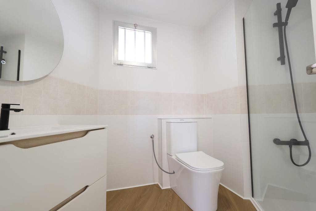 Se vende Apartamento Planta Baja de 3 dormitorios en Costa Blanca, Alicante, España