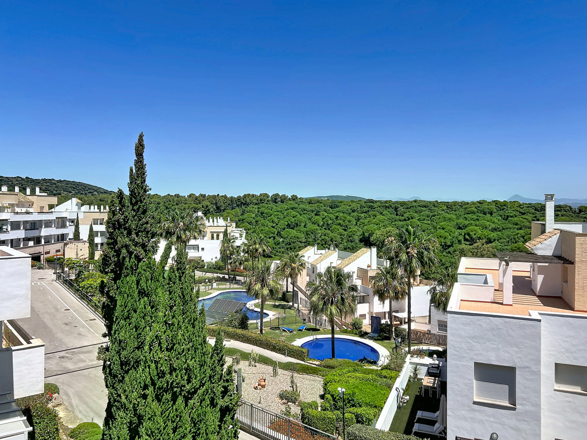 2 Bed Apartment for sale in La Alcaidesa Costa Del Sol, Cádiz, Spain
