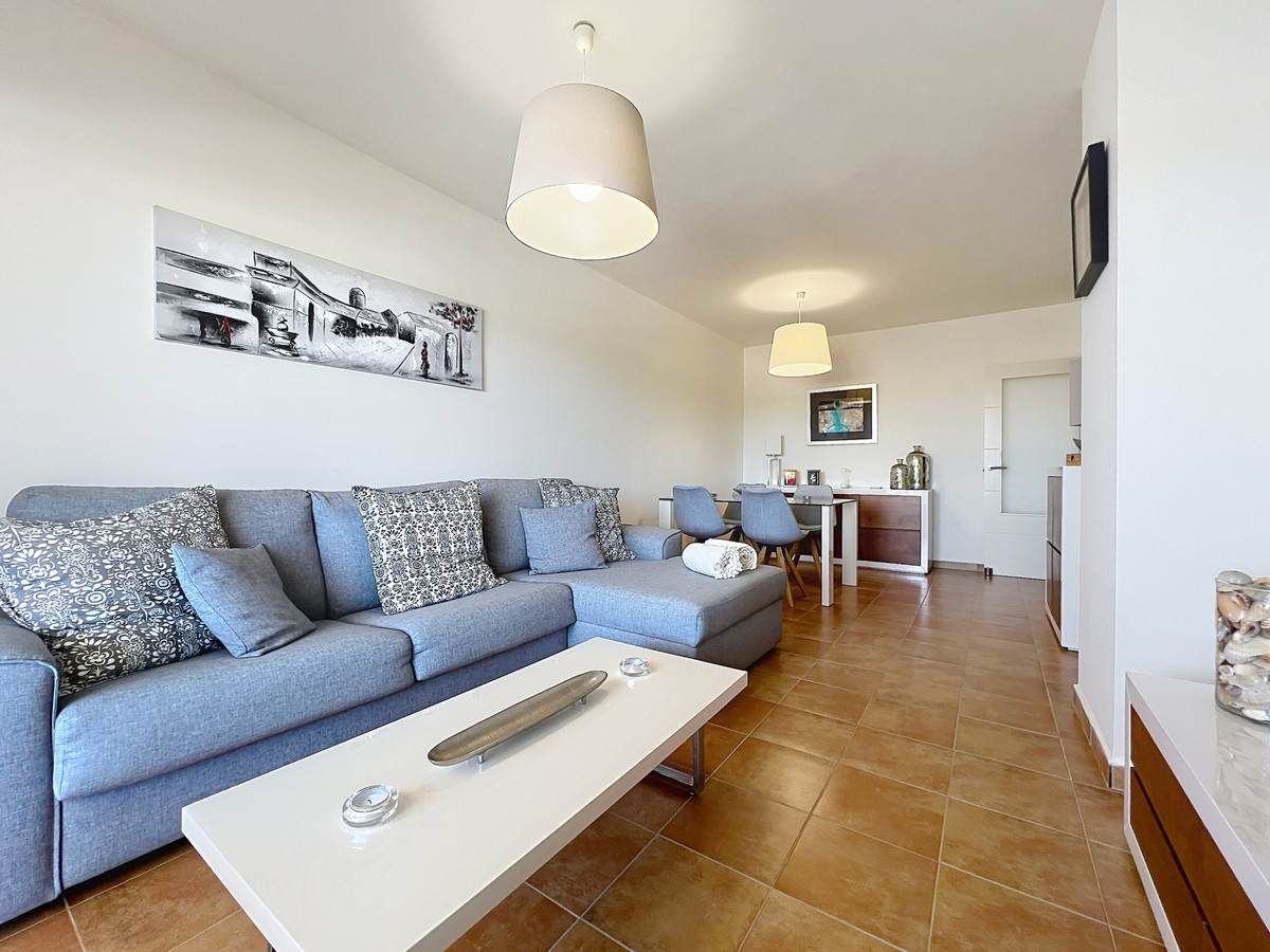 2 Bed Apartment for sale in La Alcaidesa Costa Del Sol, Cádiz, Spain