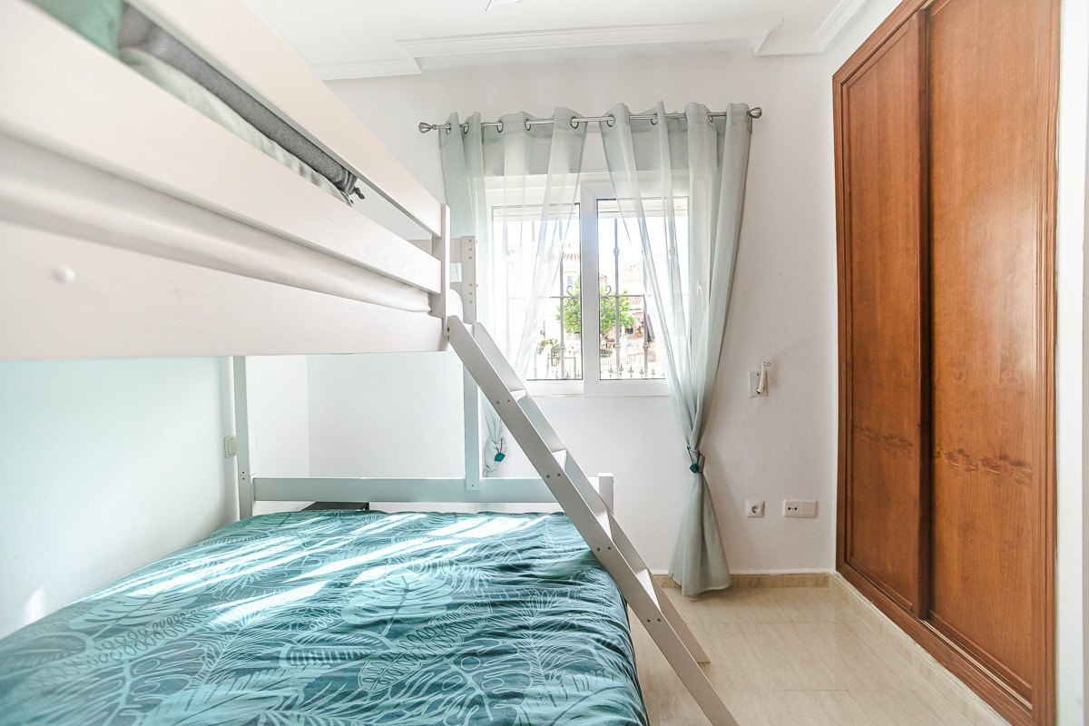Se vende Apartamento Planta Baja de 2 dormitorios en Costa Blanca, Alicante, España