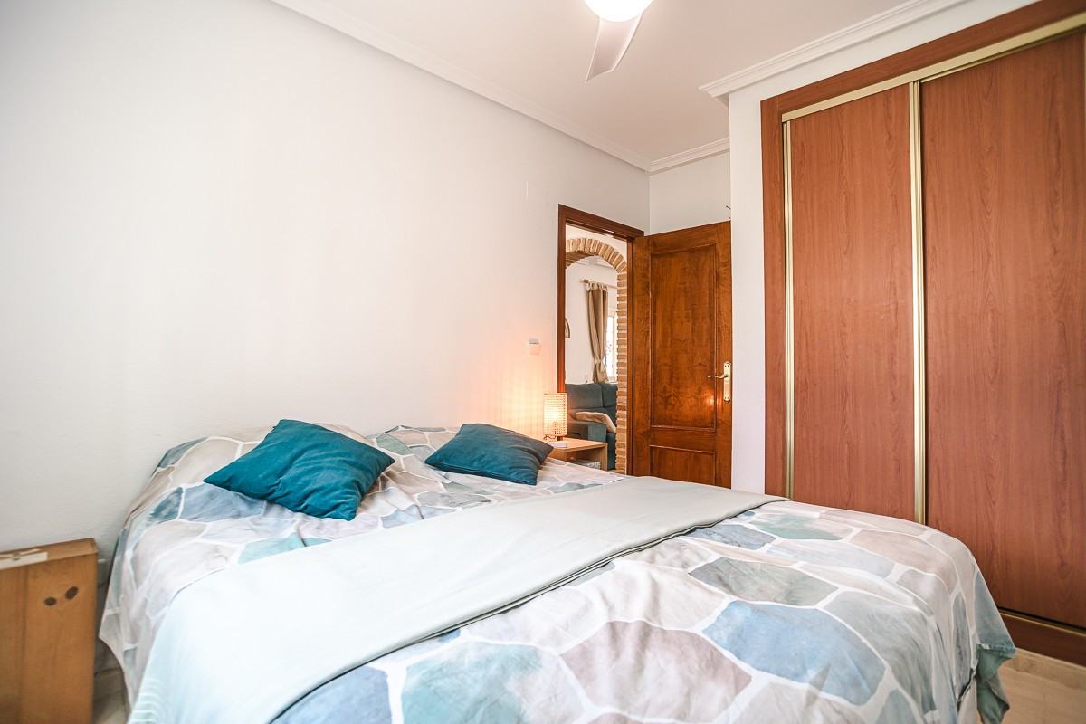 Se vende Apartamento Planta Baja de 2 dormitorios en Costa Blanca, Alicante, España