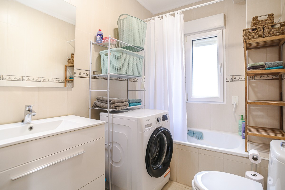 Se vende Apartamento Planta Baja de 2 dormitorios en Costa Blanca, Alicante, España