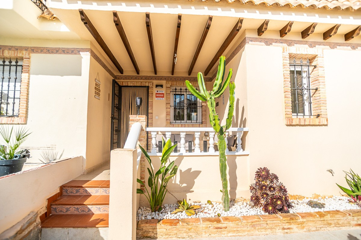 Se vende Apartamento Planta Baja de 2 dormitorios en Costa Blanca, Alicante, España
