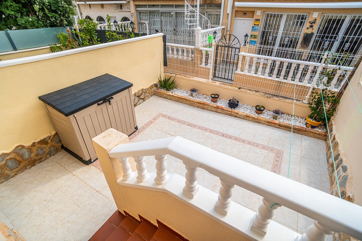 Se vende Apartamento Planta Baja de 2 dormitorios en Costa Blanca, Alicante, España