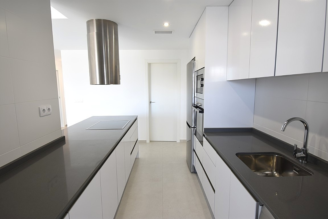 Se vende Apartamento Planta Media de 2 dormitorios en Costa Blanca, Alicante, España
