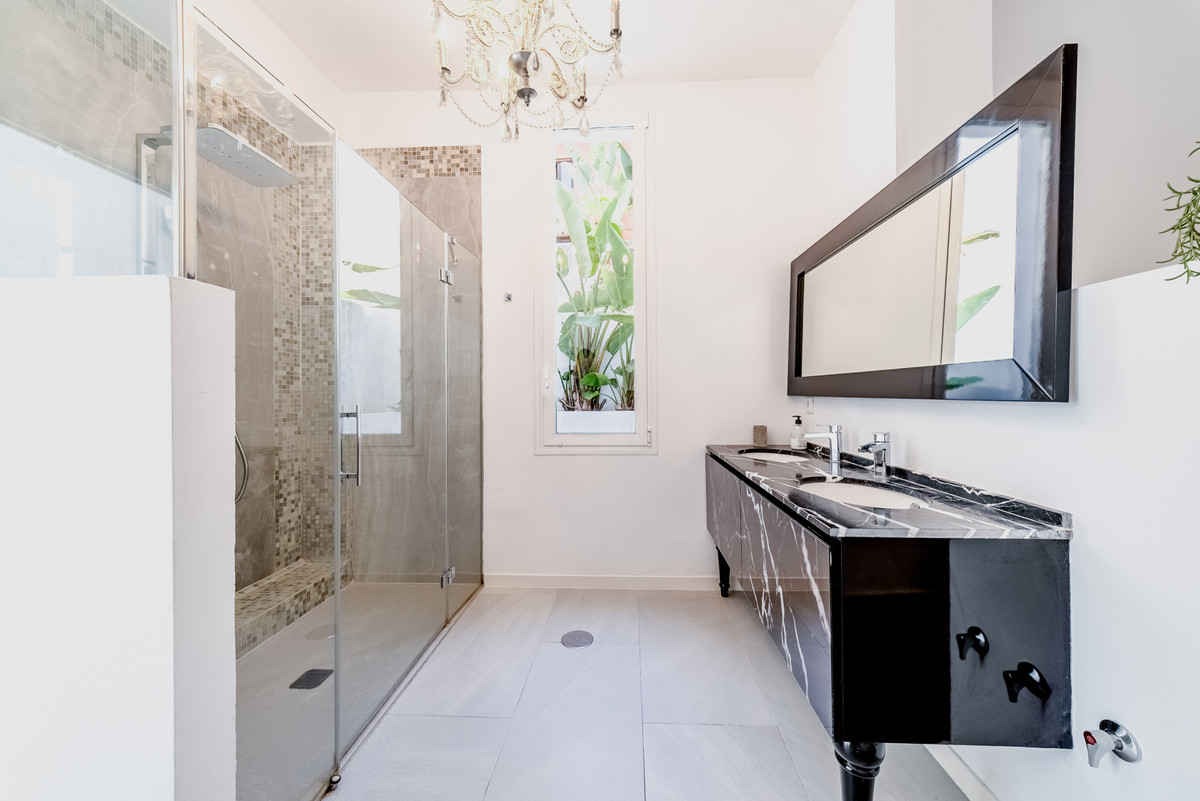 4 Bed Townhouse for sale in Las Brisas Costa Del Sol, Málaga, Spain
