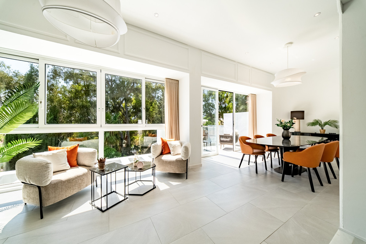 4 Bed Townhouse for sale in Las Brisas Costa Del Sol, Málaga, Spain