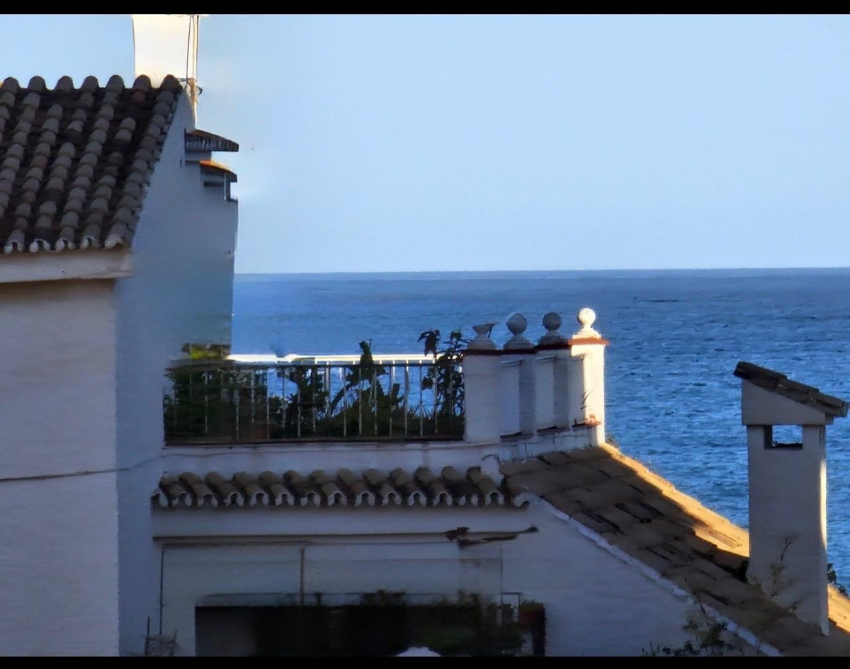 Se vende Apartamento Planta Media de 3 dormitorios en Costa Del Sol, Málaga, España