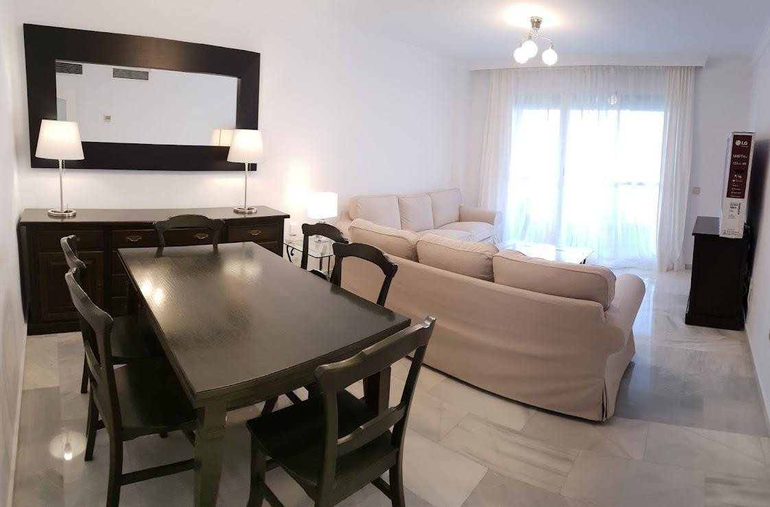 Se vende Apartamento Planta Media de 3 dormitorios en Costa Del Sol, Málaga, España