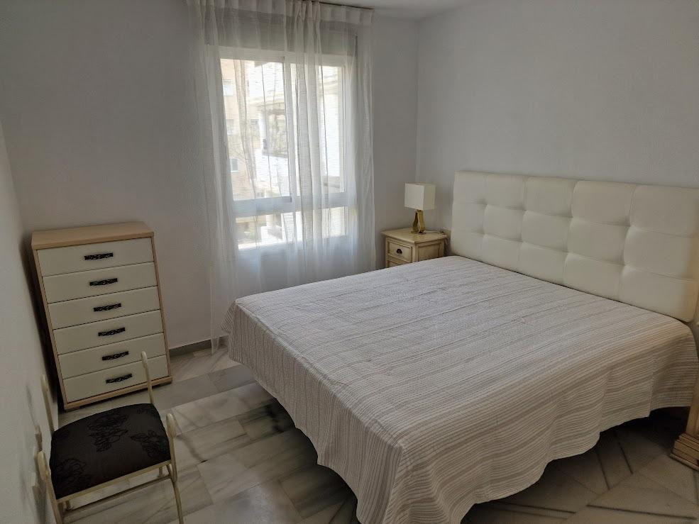 Se vende Apartamento Planta Media de 3 dormitorios en Costa Del Sol, Málaga, España